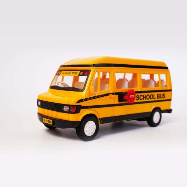 school bus Parvati Shopping Mall